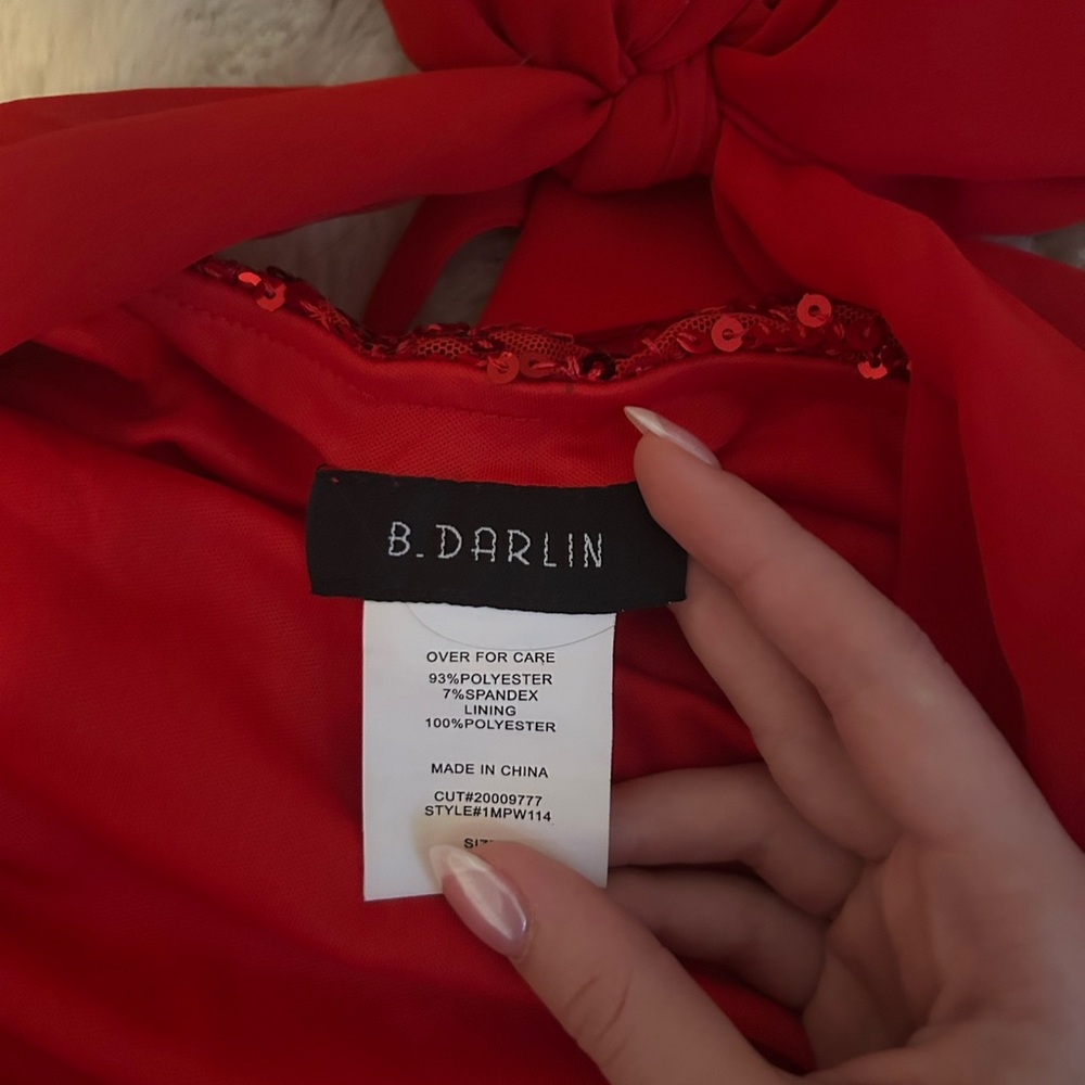 B. Darlin red sparkly dress size 0 - Picture 3 of 3